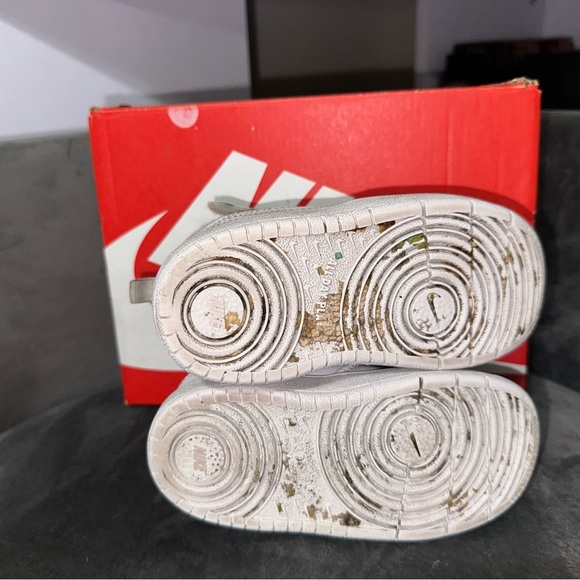 GUC | Nike Court Burough | Toddler size 8C - Picture 11 of 15